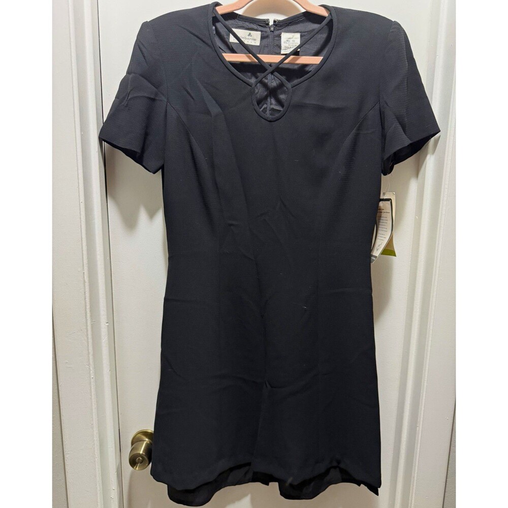 Liz Claiborne Fit & Flare Dress 10 Black V-Neck Short Sleeve Knee Zip Lined
